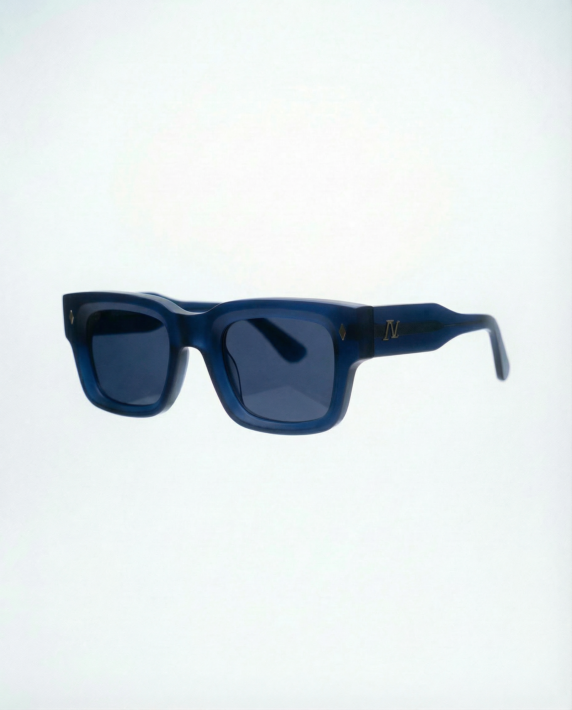 HILLS BLUE