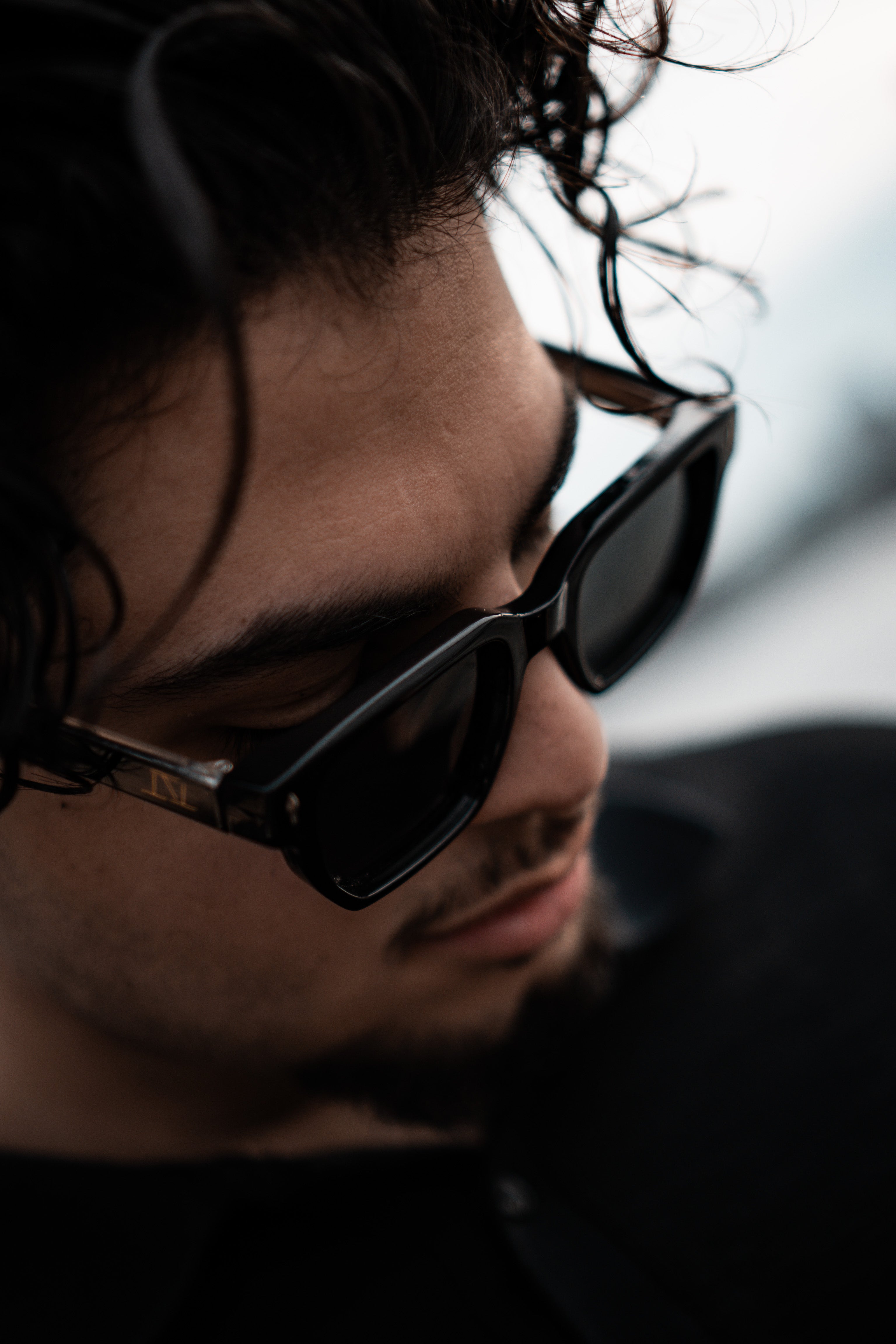 Oseven BLACK
